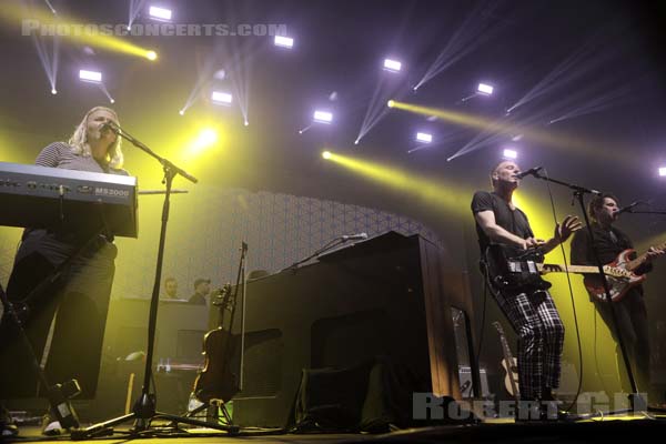 BELLE AND SEBASTIAN - 2019-11-01 - PARIS - Grande Halle de La Villette - 